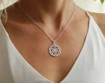 Star of David Necklace, 925 Sterling silver or Gold Magen David Necklace, Jewish Star Charm, Magen David with Personalized Birthstone