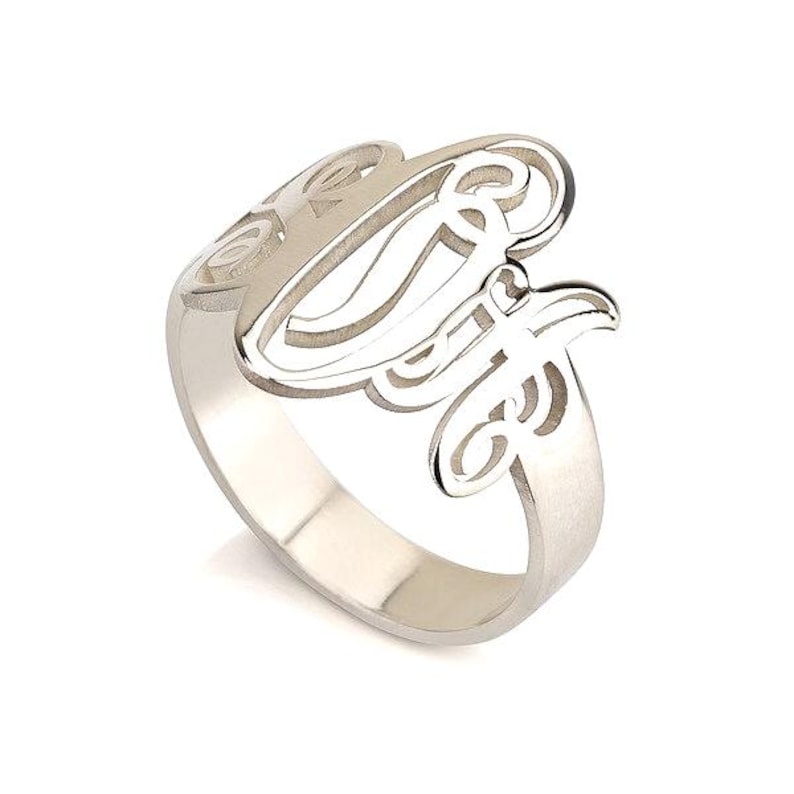 Grosse bague monogramme trois initiales, argent sterling 925 - Cadeau bijoux personnalisés pour elle 925 Sterling Silver