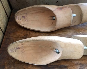 Schoenen Inlegzolen & Accessoires Schoenenrekken Antique wood shoe lasp 