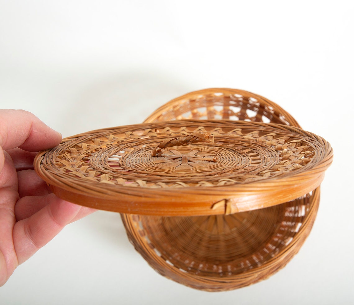 Vintage Woven Basket Basket With Lid Rustic Basket Home - Etsy