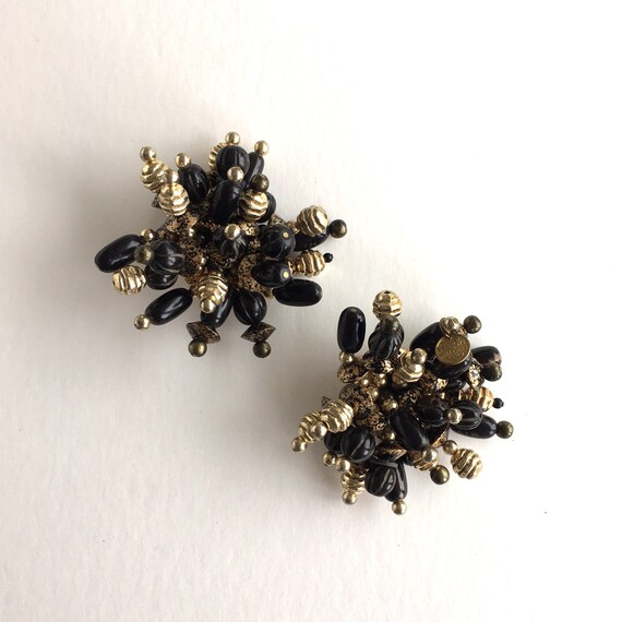 Monies earrings, Gerda Lynggaard earrings, Stateme