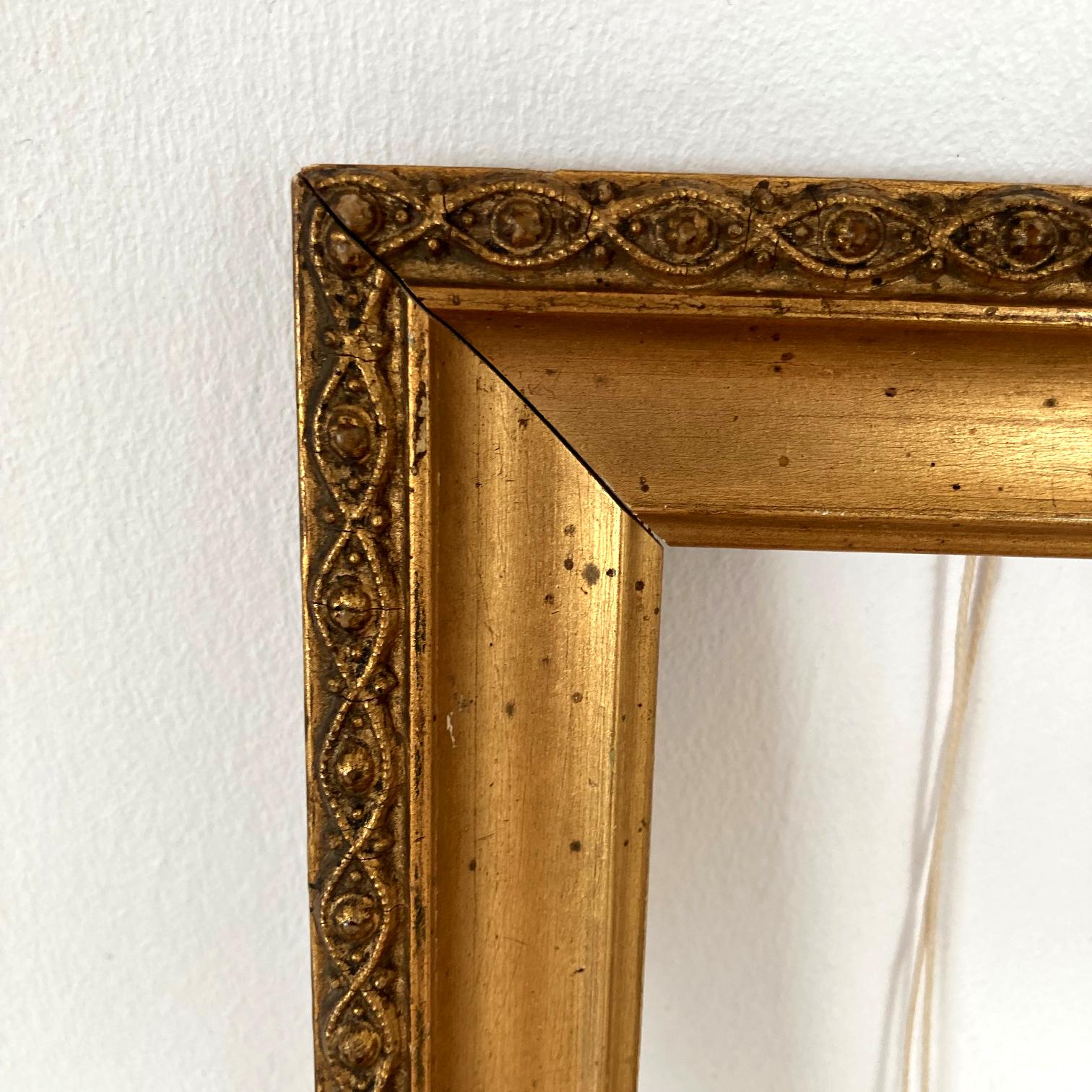 Vintage Golden Wood Photo Frame: French Cottage Wall Decor (13.1x8