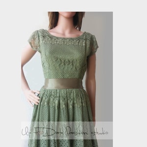Plus Size green bridesmaid gown, lace barn  wedding party dress, holiday party dress, cocktail dress