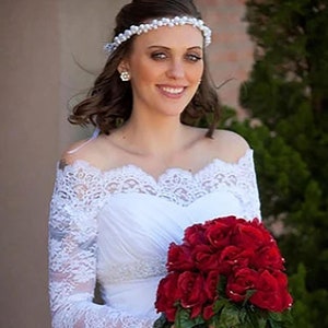 Plus Size  Bridal Off-Shoulder cover up , Lace wedding jacket long sleeve, bridal shrug