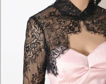 Plus size black Bridal lace shrug , Gothic lace wedding bolero with 3/4 sleeve, wedding accessories