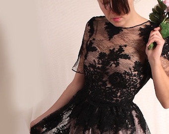 chinese dress ladies Custom Black Lace Strap Dot Tulle Vintage Blush Tea Length Bridal Dress, Two-Tone main image 0