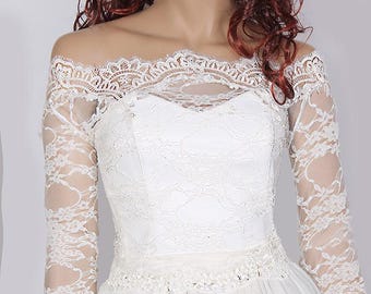 Grote maten off-shoulder kanten trouwbolero: bruidsjack met parelknopen