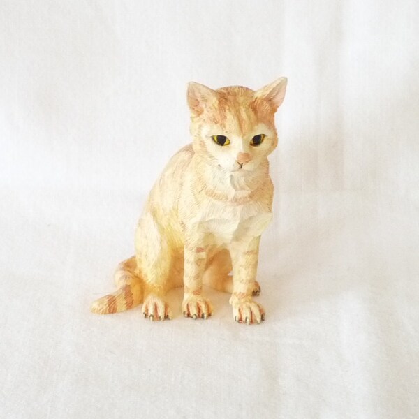 Ginger Cat Figurine, Ginger Kitten, Pussy Cat Figurine, Sitting Cat, Proud Cat, Cat Ornament, PC0424