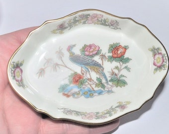 Vintage Wedgewood Kutani Crane Trinket Dish: Bone China with Gilt Rim