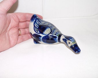 Hand Painted Pottery Duck Figurine: Mexican Tonala Style Decor