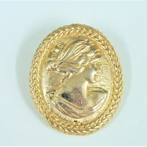 Vintage Goldtone Scarf Clip: Oval Cameo Shawl Clasp, 1980s Accessory