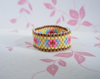 Peyote ring, Seed bead ring, Beaded ring, Pink floral ring, Copper line ring, band ring, Miyuki delica bead ring, Size US 8