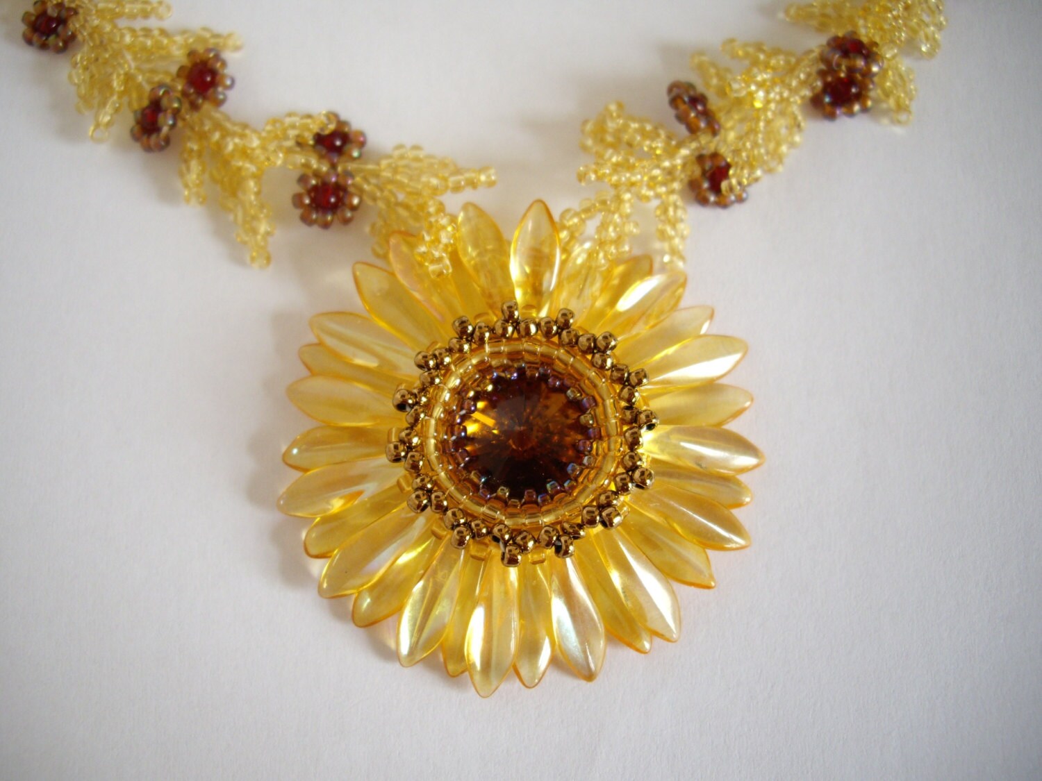 Daisy Necklace Topaz Daisy Necklace Seed Bead Necklace Etsy
