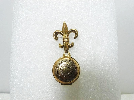 Vintage Fleur de lis Locket Brooch, 1940's Vermeil