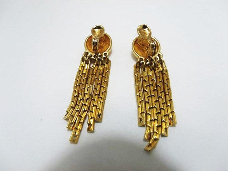 Articulate Gold Tone Demi Parure Monet Chunky Necklace With Matching Earrings Clip On Earrings
