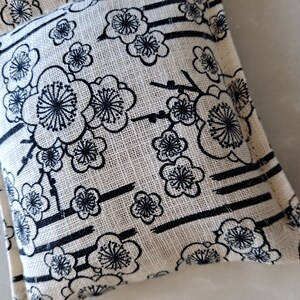 Weighted Eye Mask without Strap, Heat or Cool, Choose Fabric, Yoga Savasana Nidra Eye Pillow Meditation, Teacher Co Worker Gift, Unscented image 3