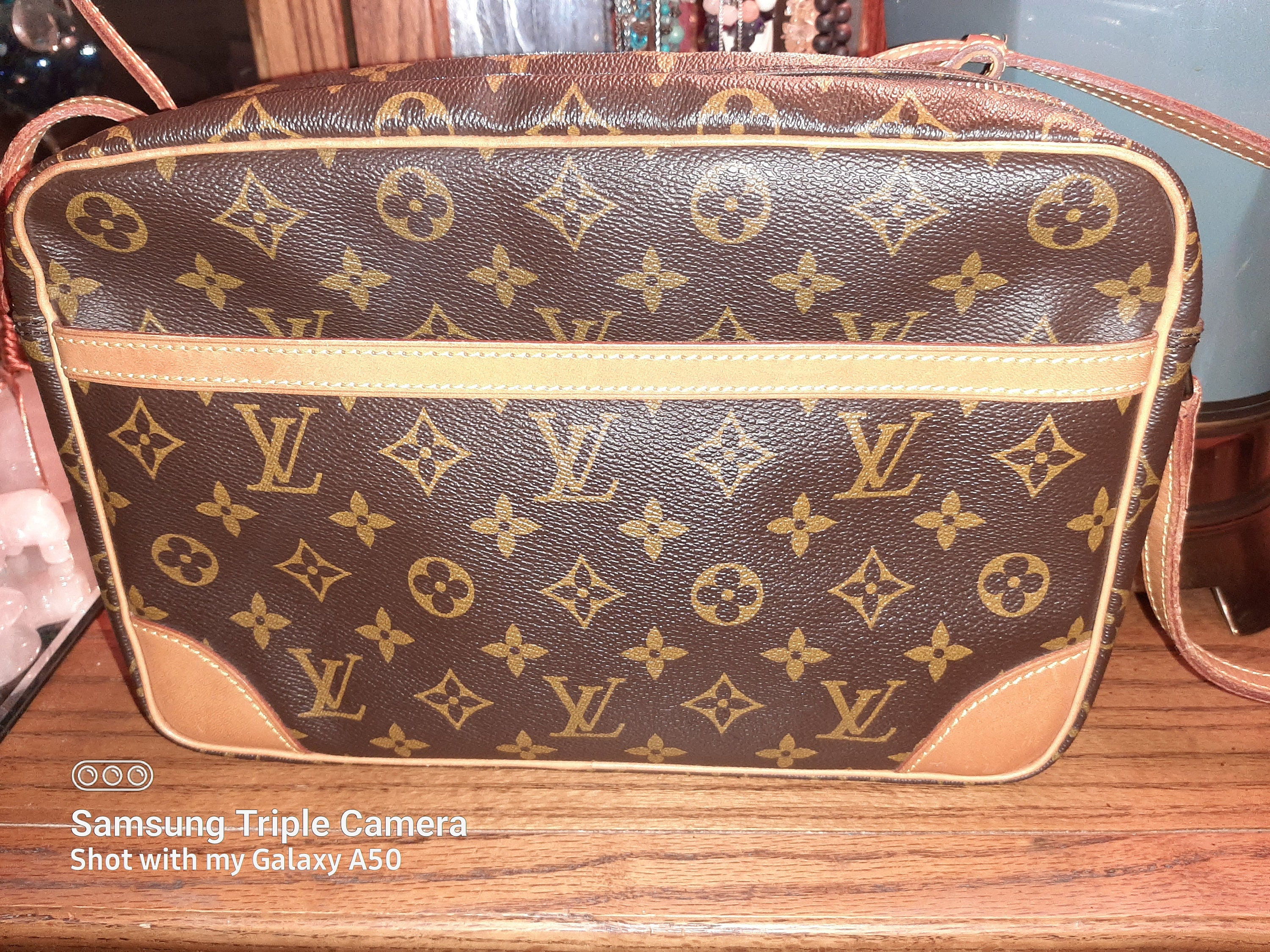 LOUIS VUITTON TROCADERO 30 CROSSBODY SHOULDER BAG M51272 MONOGRAM