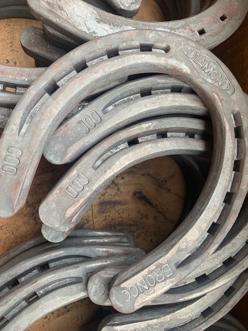 Diamond Farrier BRONCO Horseshoes Size 000 20 Pairs 40 Etsy