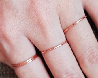 Set of 4 Rings. Solid Copper or 925 Silver Stacking Rings. Minimalist Modern Thin Hammered Rustic Band Ring. everyday boho jewelry