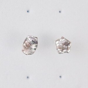 5mm 6mm Minimalist Asymmetric Sterling Silver Dots Stud Earrings | Flat hammered irregular form textured metal post earrings by Libiclozet