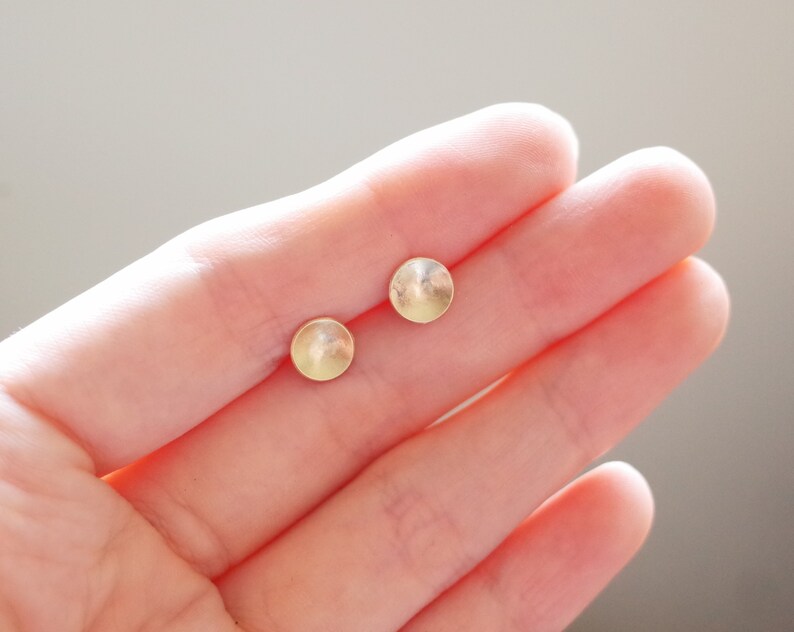 7mm Small Gold Concave Stud Earrings handmade hammered brass 925 sterling silver earring minimalist small dot earrings gold cup studs zdjęcie 1