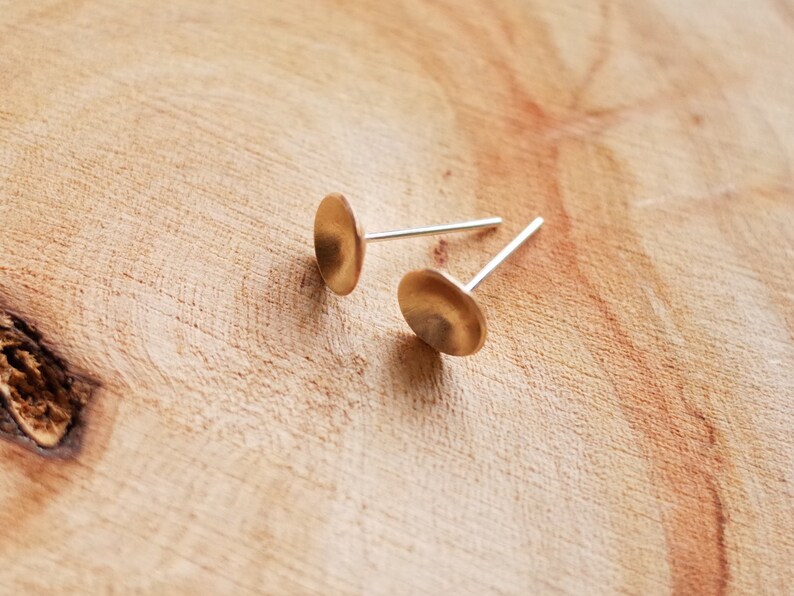 7mm Small Gold Concave Stud Earrings handmade hammered brass 925 sterling silver earring minimalist small dot earrings gold cup studs zdjęcie 3