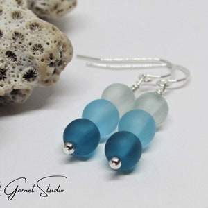 Blue Sea Glass Earrings Dangle Teal Turquoise Aqua Ombre Earrings Seaglass Earrings Sterling Silver Gold Filled Beach Glass Jewelry Bild 4