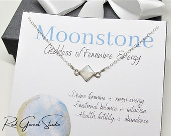 Rainbow Moonstone Crystal Necklace- Emotional Support- Hormone Balance- Reproductive Health Fertility Stone- Divine Feminine Healing Jewelry