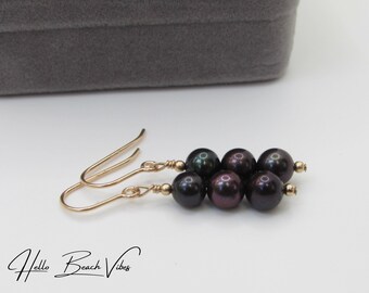 Pendientes de perla de pavo real negra - Plata de ley/relleno de oro - Elegante joyería de playa y océano - Piedra natal de junio