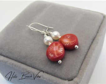 Pendientes de perlas de agua dulce y coral rojo - Plata de ley/relleno de oro - Joyería Beach Ocean
