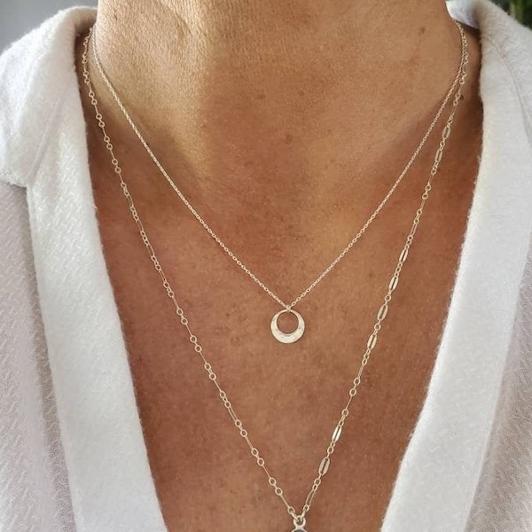 Tiny sterling silver necklace, hammered Circle, layering necklace, sterling silver, tiny silver necklace, tiny charm necklace