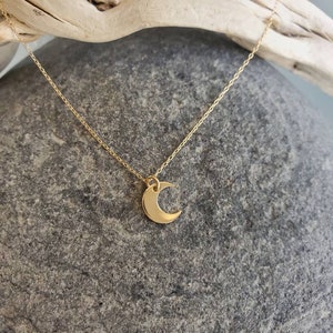 Tiny Gold Moon Necklace, 14k Gold Fill, Crescent Moon, Gold Necklace, Gold Moon, Hammered, Dainty Necklace, Gold Moon Necklace, Delicate