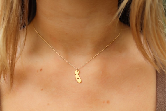 Gold California Heart Necklace Gold California Heart Necklace
