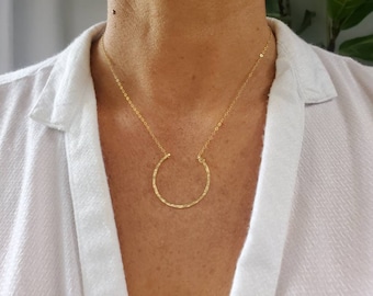 Gold Circle Necklace, Horse Shoe Necklace, Gold Necklace, Simple, Dainty, Delicate, Circle, Necklace, Minimalist Necklace, Horseshoe, Gold