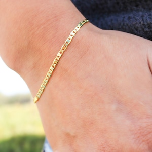 Gold Chain Bracelet, 14k Gold Filled, Layering Bracelet, Large Link, Figaro, Flat, Paperclip, Gold Bracelet, Chain, Bracelet, Dainty, Anchor