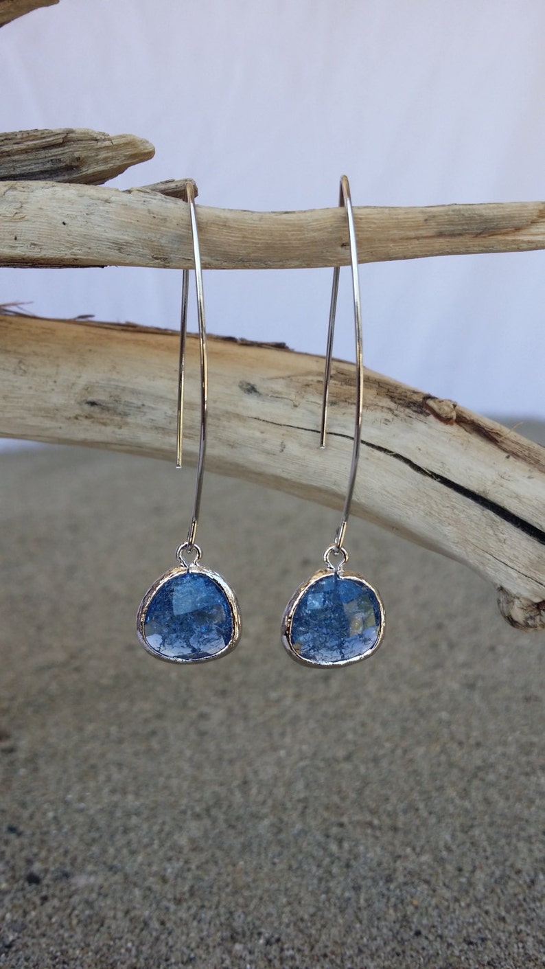 Faceted Crackled Glass Drop Earring Montana Blue Bezel Set Silver Ear Wire