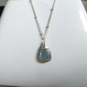 Gemstone Necklace, Labradorite, Layering Necklace, Simple Necklace, Gemstone Jewelry, Necklace, Gold, Silver, Dainty, Delicate, Necklace