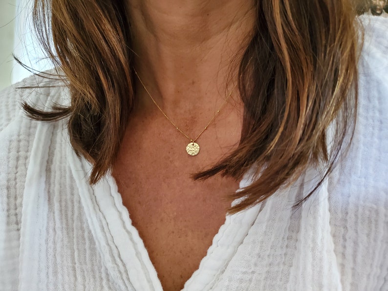 Small Hammered Circle Necklace, Gold Circle Necklace, Layering Necklace, 14k Gold Fill, Dainty, Gold Circle, Coin, Minimalist Necklace, Tiny Gold 9mm Disk