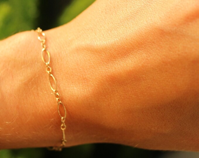 Figaro Chain bracelet, bracelet, 14k Gold Filled, Figaro Chain, Layering Bracelet, Oval, Chain, Gold Bracelet, Bracelet, Dainty, Gold