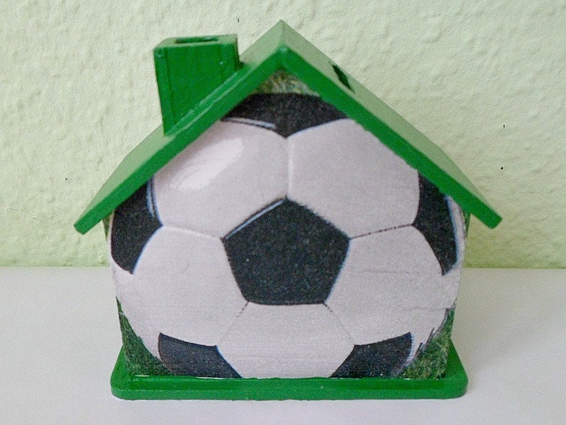 Tirelire maison football 10x10x5cm image 2