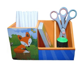 Caja para bolígrafos Fox de madera como ayuda para organizar el escritorio