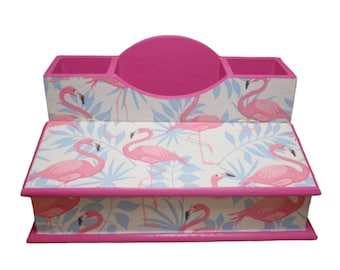 Wooden pen box with flamingos