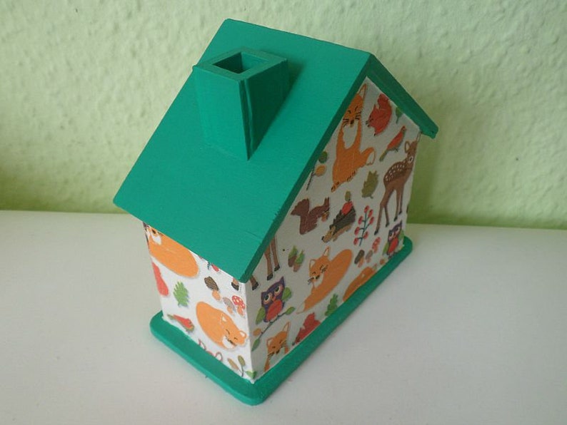 Spardose Animaux forestiers maison avec le nom pour les enfants 10x10x5cm image 3