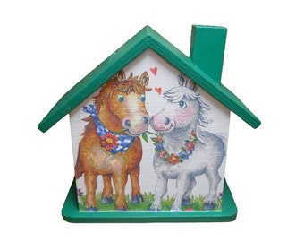 Tirelire maison avec cheval personnalisée 15 x 8 x 14,5 cm