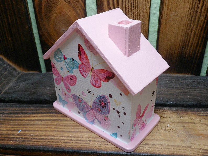 Tirelire maison avec papillons personnalisée 10x10x5cm image 4