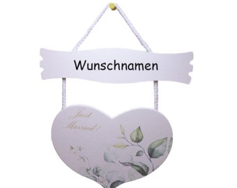 Schild Hochzeit aus Holz Herz personalisiert mit Namen des Brautpaares