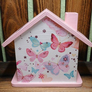 Tirelire maison personnalisée avec papillons 15 x 8 x 14,5 cm image 2