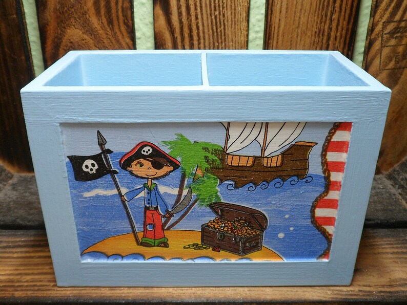 Utensil box pen box pirate image 5