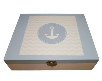 Tea box anchor for tea bags