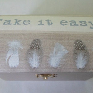 small chest of feathers image 3